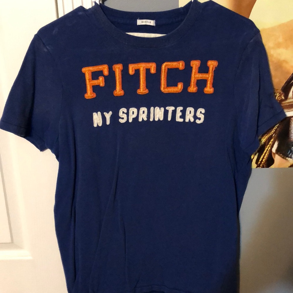 Short sleeve tee